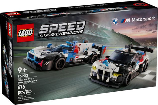 Voitures de course BMW M4 GT3 et BMW M Hybrid V8